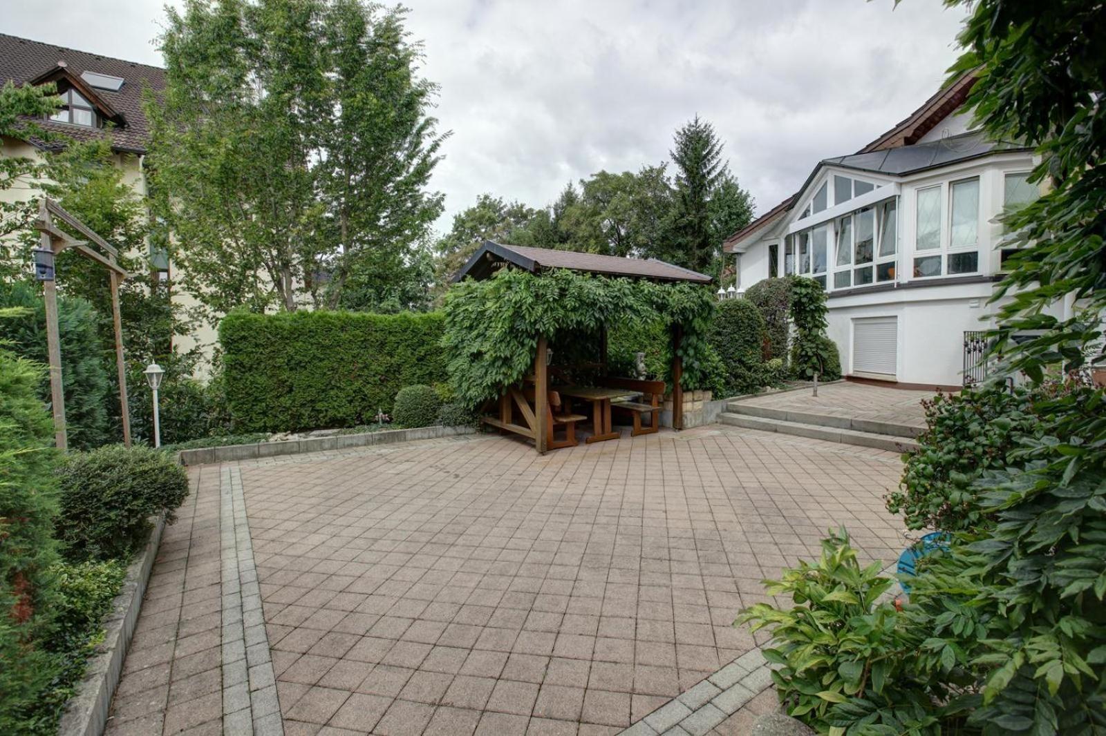 H41 Inn Hotel Garni Freiburg (Adults Only) กุนเดลฟิงเกน ภายนอก รูปภาพ