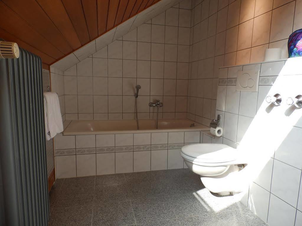 H41 Inn Hotel Garni Freiburg (Adults Only) กุนเดลฟิงเกน ภายนอก รูปภาพ