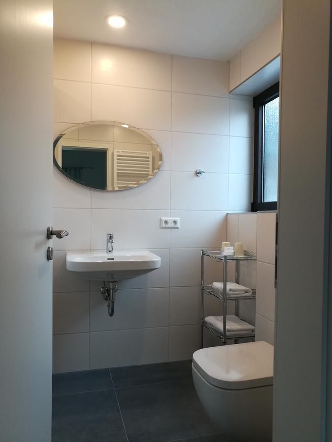 H41 Inn Hotel Garni Freiburg (Adults Only) กุนเดลฟิงเกน ภายนอก รูปภาพ