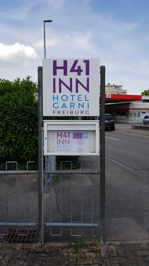 H41 Inn Hotel Garni Freiburg (Adults Only) กุนเดลฟิงเกน ภายนอก รูปภาพ